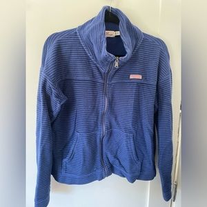 2 vineyard vines tops